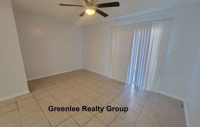 2BR/1.5BA Two-Story Condo in the Washington Square Community – Tampa
