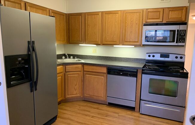 1 bed, 1 bath, 742 sqft, $1,775, Unit 5335 #1