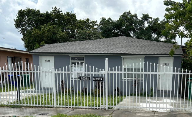 2620 NW 35th St