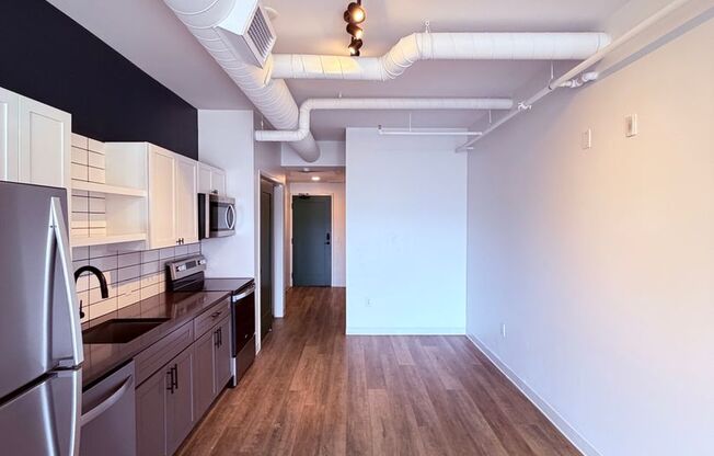 2 beds, 2 baths, 1,009 sqft, $2,200, Unit Unit 310