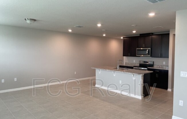 1021 DESERT CANDLE DR