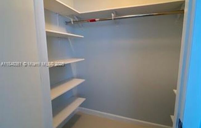 2 beds, 2 baths, 1,167 sqft, $4,700, Unit 475 Brickell Ave unit 4409