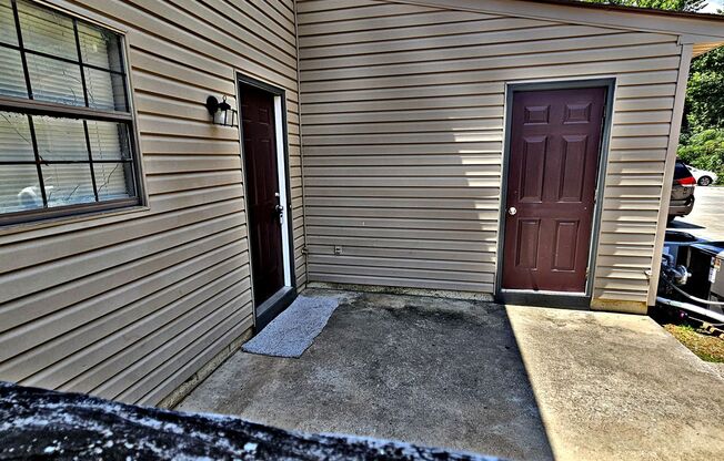 2 beds, 1.5 baths, 1,250 sqft, $975, Unit 2420 #1