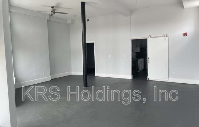 101 S MAIN ST