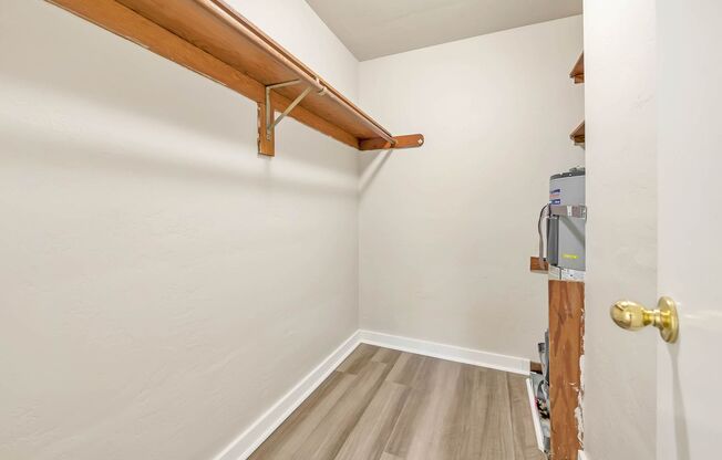 2 beds, 1 bath, $1,195, Unit 144