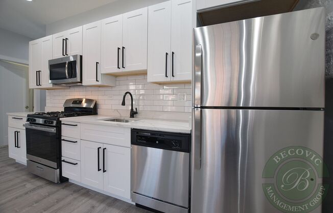 2 beds, 2 baths, 709 sqft, $2,550, Unit 1067-2