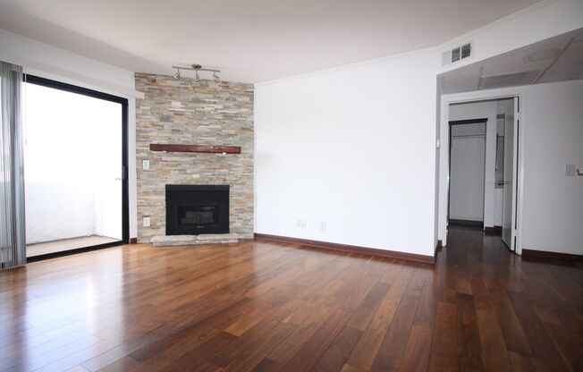 4844 RIVERTON AVE.