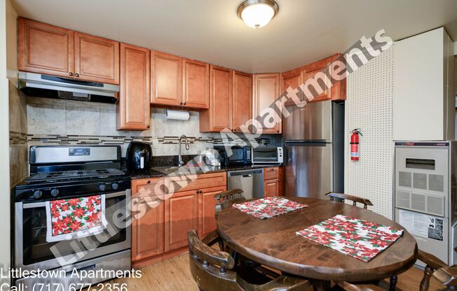 2 beds, 1 bath, 800 sqft, $1,095, Unit 118