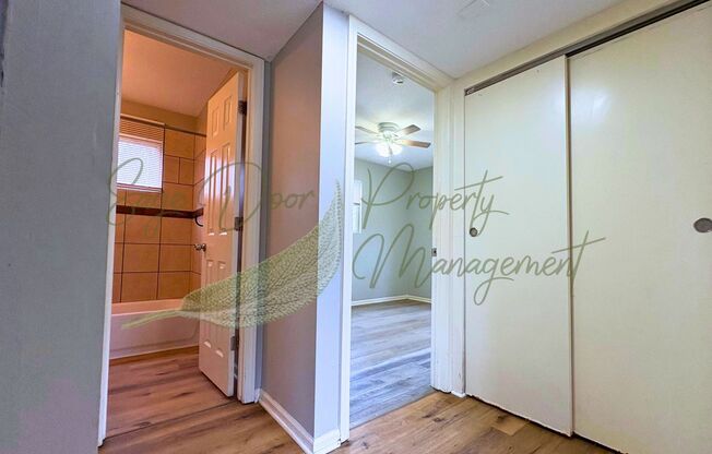 5535-5537 Freeman Ave