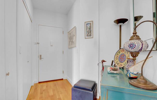 2 beds, 2 baths, 1,185 sqft, $5,000, Unit 10E