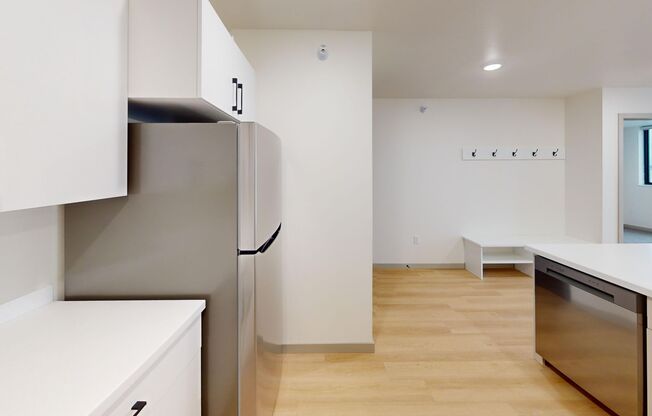 3 beds, 2 baths, 1,091 sqft, $1,340, Unit 1121-200