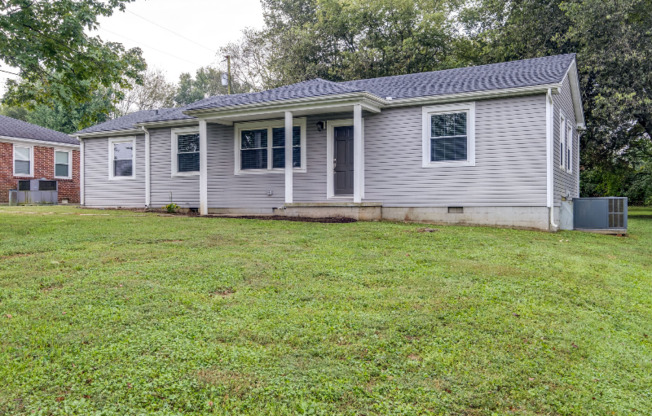 904 BENTLEY CIR