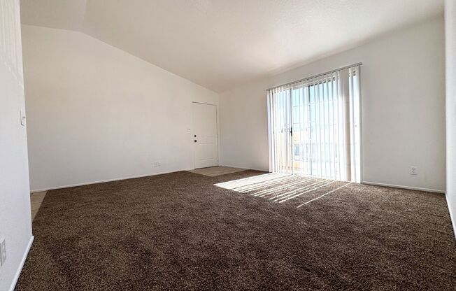 2 beds, 2 baths, $1,800, Unit Unit B