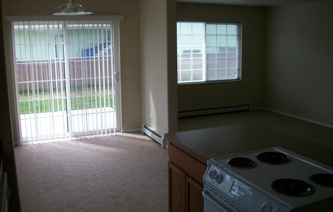 2 beds, 1.5 baths, $2,150, Unit Unit "A"