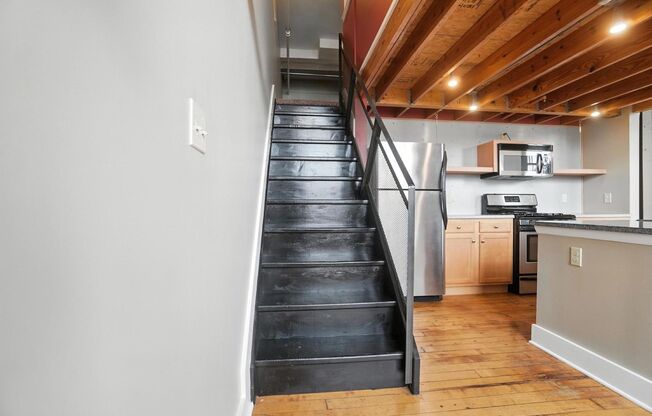 1 bed, 1 bath, 881 sqft, $1,441, Unit 3301-206