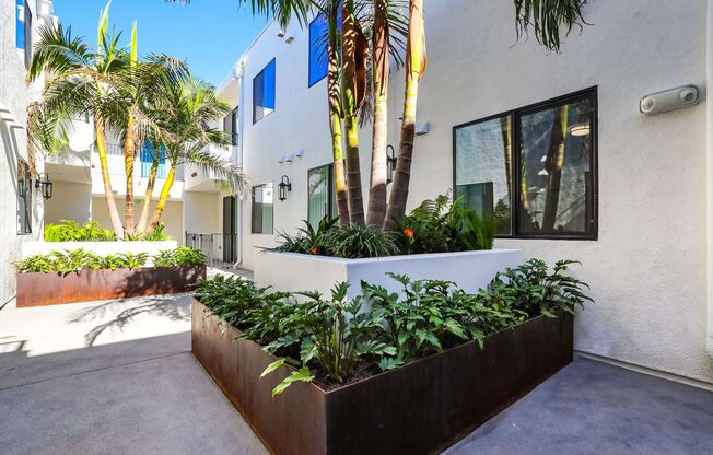 1 bed, 1 bath, 600 sqft, $2,500, Unit 122