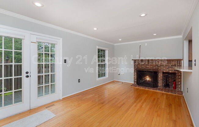 2514 S ARLINGTON ML DR