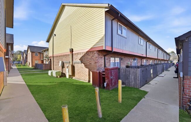 2 beds, 2.5 baths, 1,120 sqft, $1,379, Unit 309