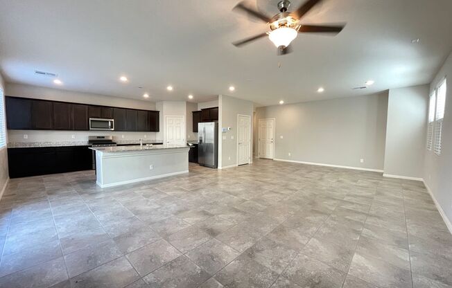 4512 Moon Hill Rock