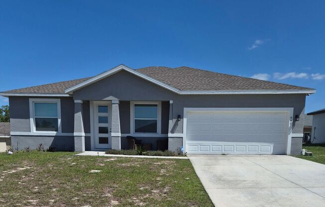 ***COMING SOON*** Newer 4 bedroom/3 bathroom in Poinciana!