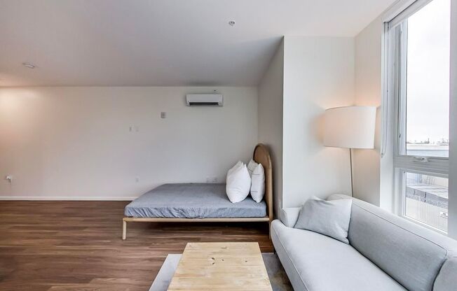 2850 Hannah Street Unit 202