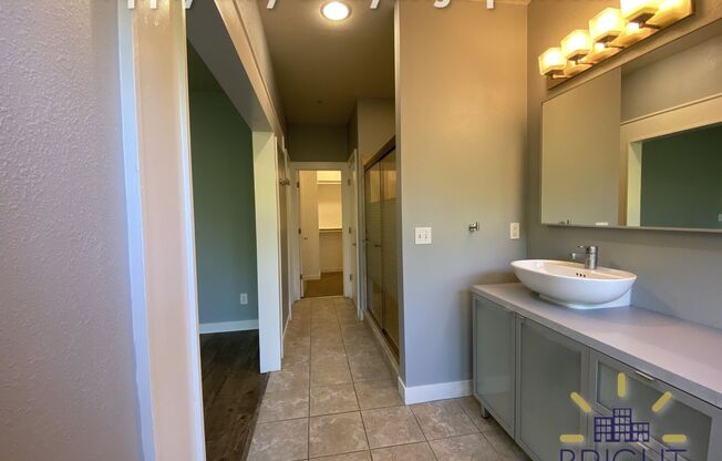 2 beds, 2.5 baths, 1,585 sqft, $2,395, Unit 7819