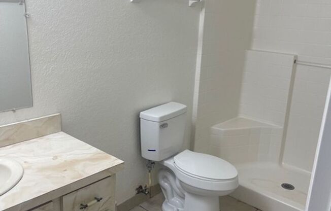 Modern Comfort in a Prime Location