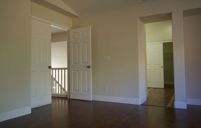 5 beds, 3 baths, $3,499, Unit Fairfield, CA  94534-8623