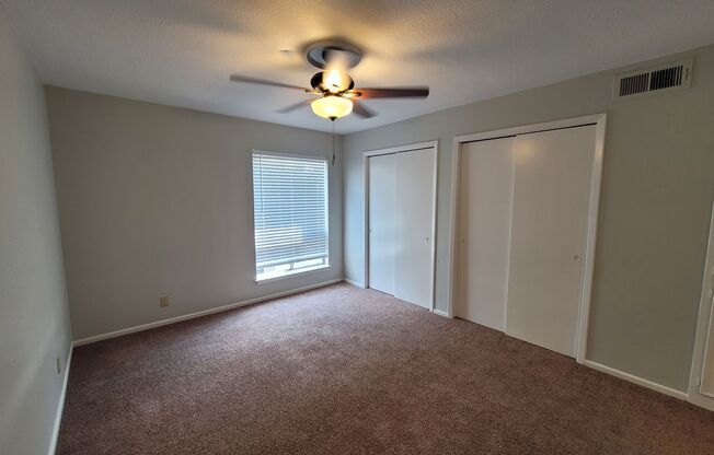 Cute 2 Bedroom 2 Bath Condo close to Medical Center