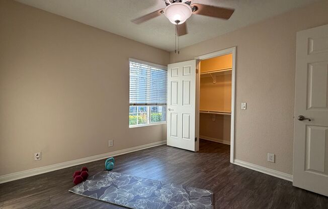 2 beds, 1 bath, 900 sqft, $2,795, Unit 411