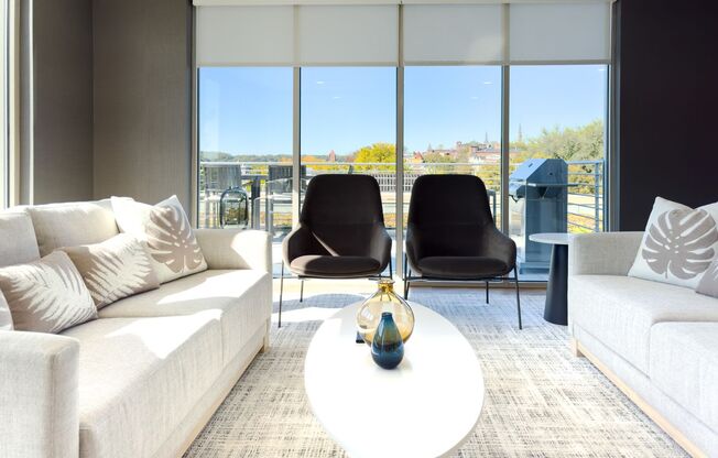 1 bed, 1 bath, $2,800, Unit 214