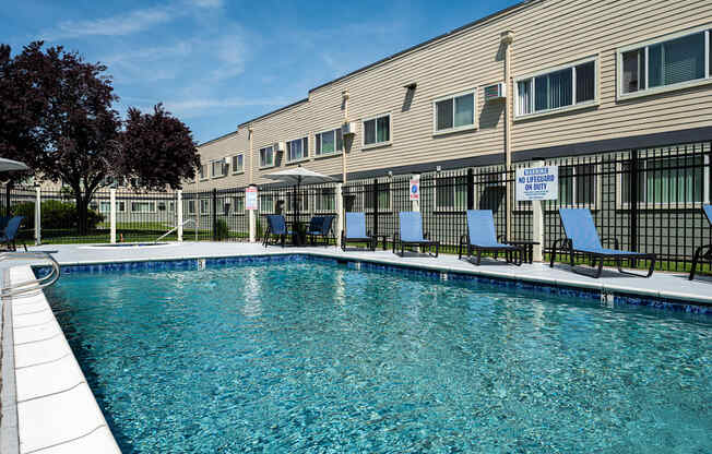Americana | Outdoor Pool
