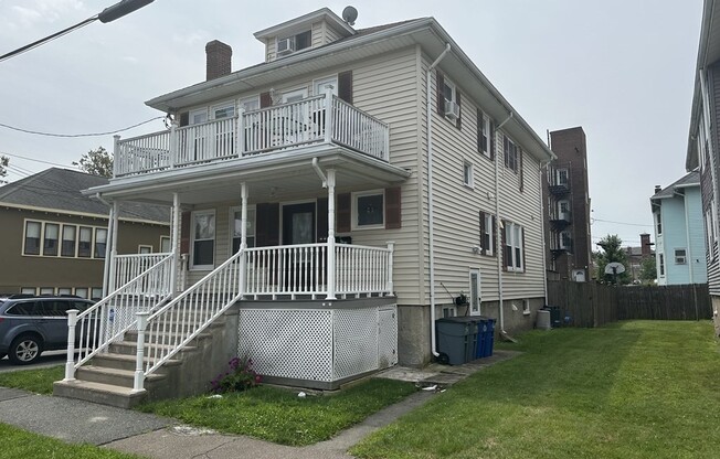 62 CHAPMAN ST