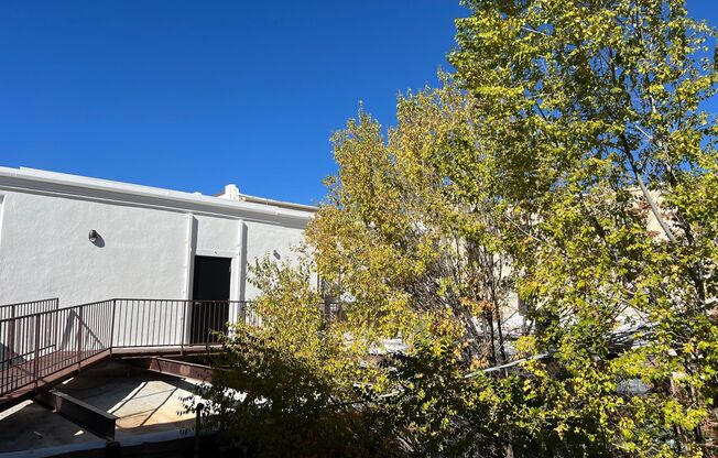 Brand New Quiet 12 unit building