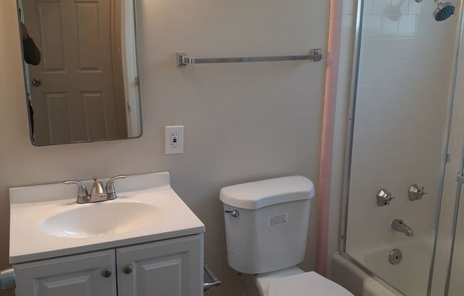 1 bed, 1 bath, 600 sqft, $1,525