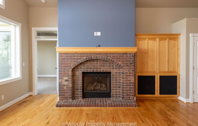 Awbrey Butte Home with Views!