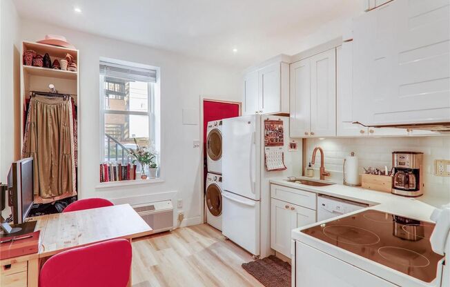 Perfect 1 bed updated condo