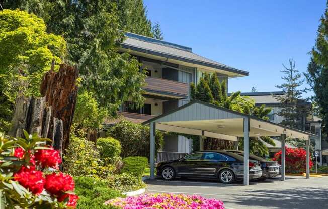 Duet Apartments in Lynnwood, Washington Exterior and Covered Parking