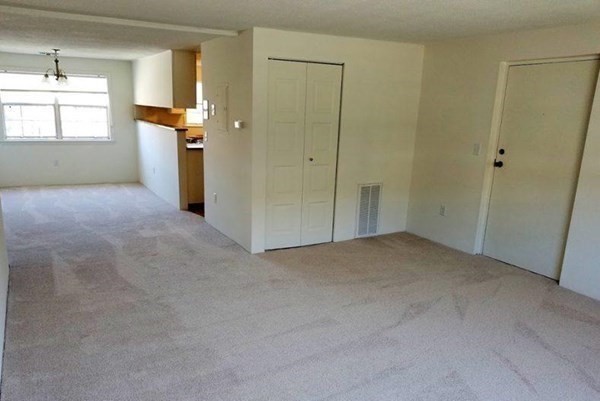 1 bed, 1 bath, 800 sqft, $2,400, Unit 3A