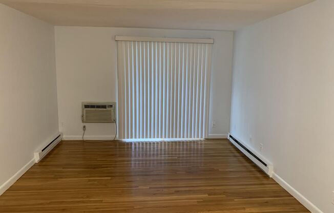 39 Englewood Ave 14