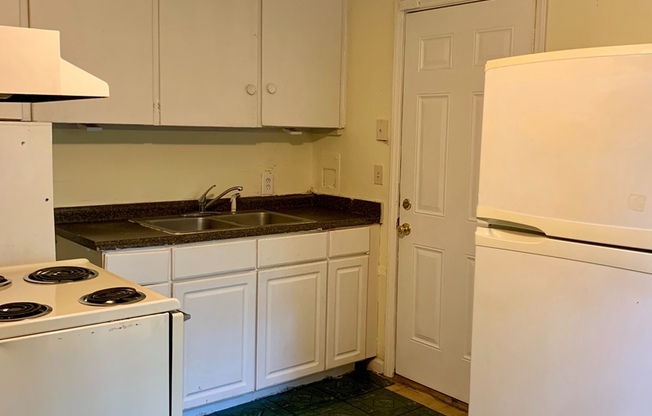 2 beds, 1 bath, $950