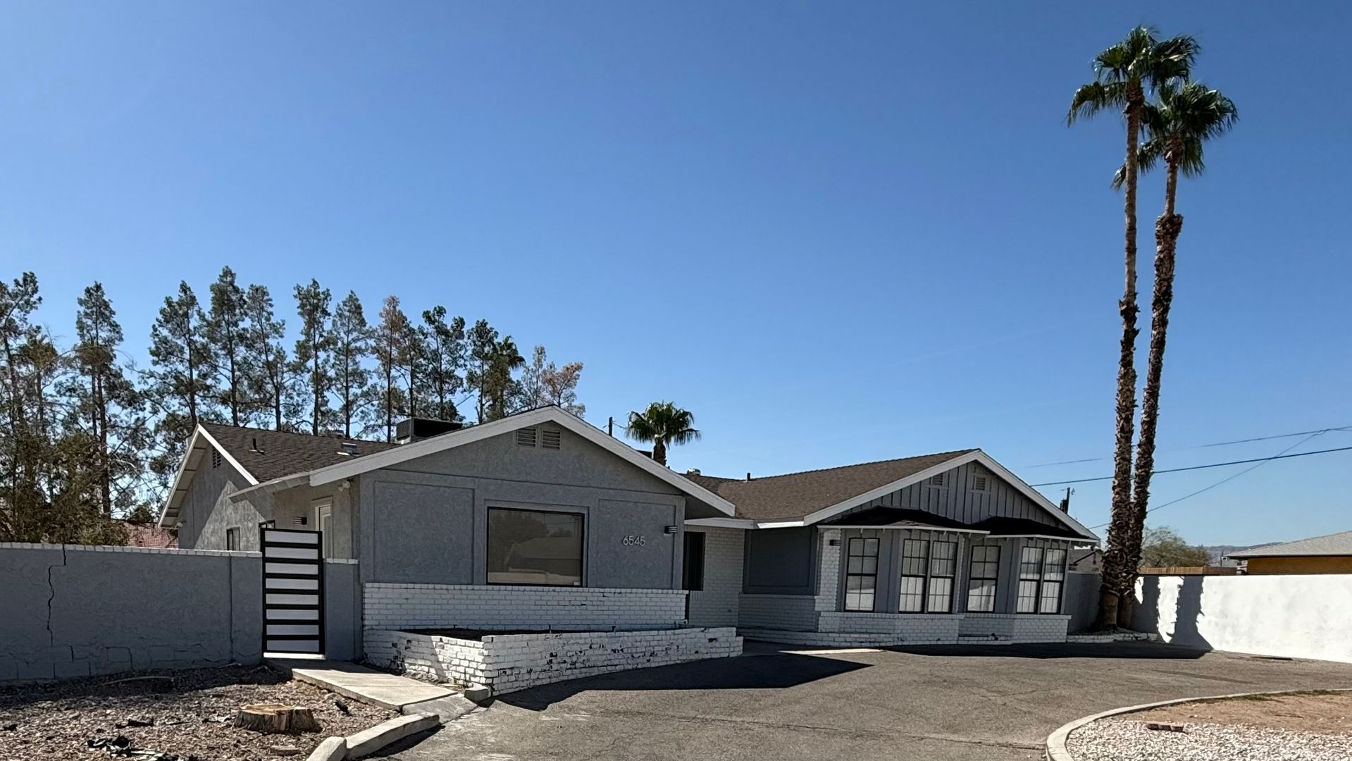 Furnished Ranch-Style Home with Casita – Over 1/2 Acre!