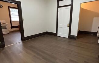 2 beds, 1 bath, $750, Unit #1