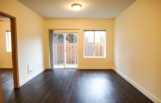 1 bed, 1 bath, $1,095, Unit C1