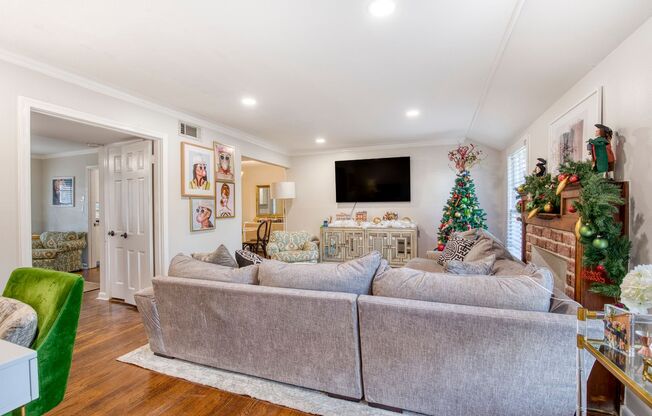 6212 Martel Ave 4BR 3BA