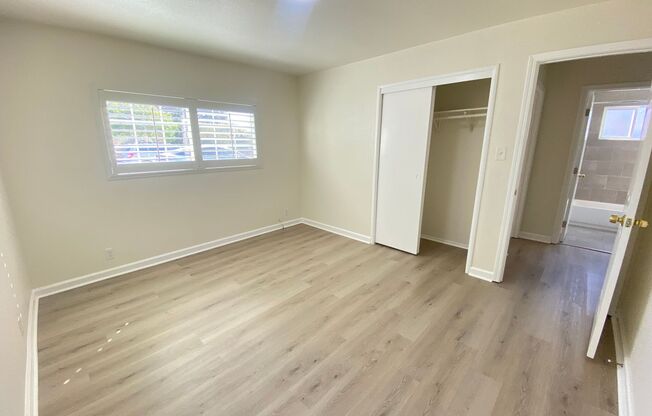 2 beds, 1 bath, $2,495, Unit Apt. B