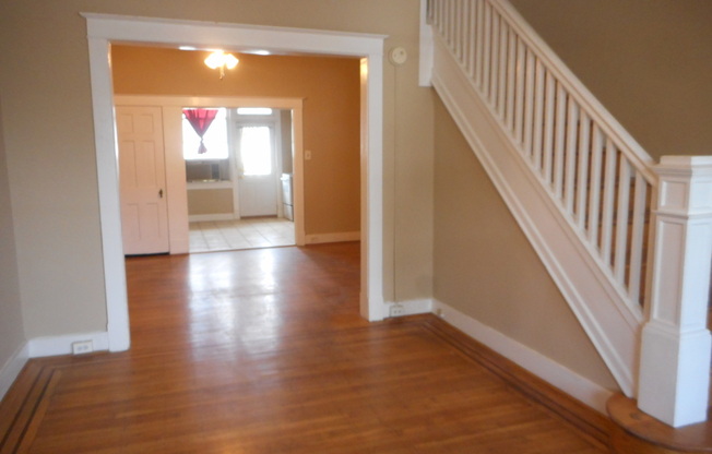 2025 JHU Off-campus 3bd/2ba Renovated Remington house w/ W/D! Available 7/15!