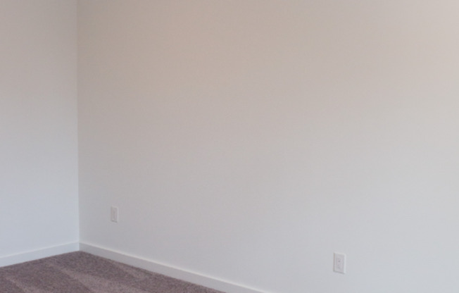 1 bed, 1 bath, 580 sqft, $1,350, Unit 4A