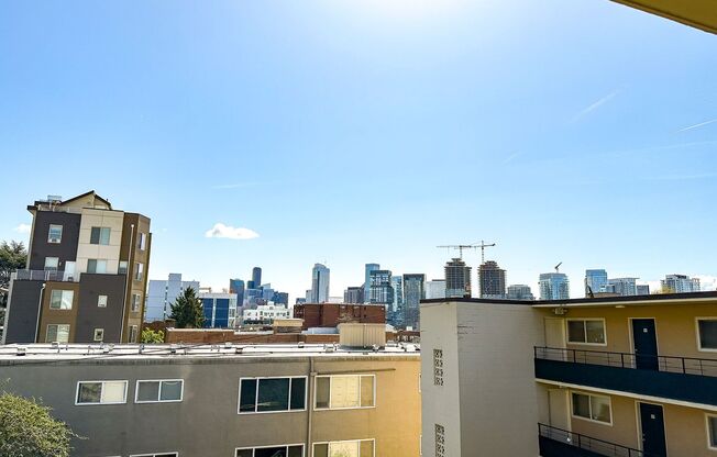 1 bed, 1 bath, 476 sqft, $1,695, Unit 406