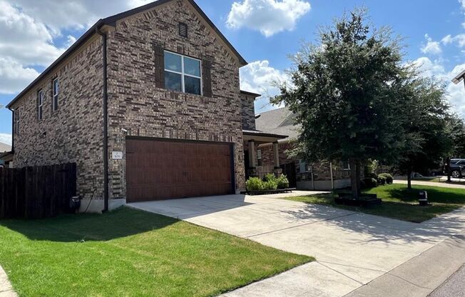 Located in the desirable Edgewater subdivision in Swenson Farms!